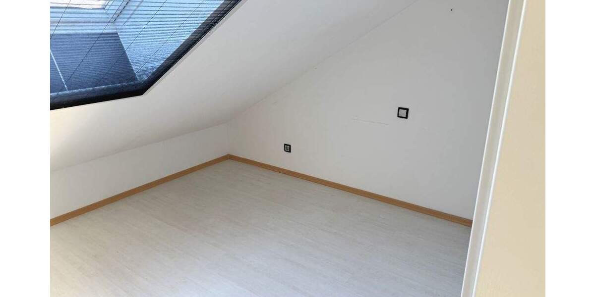 Reihenmittelhaus Worms / Horchheim Horchheim - 4 Zimmer, 123 m&sup2;, 1.290&euro; | Angebot:24973942