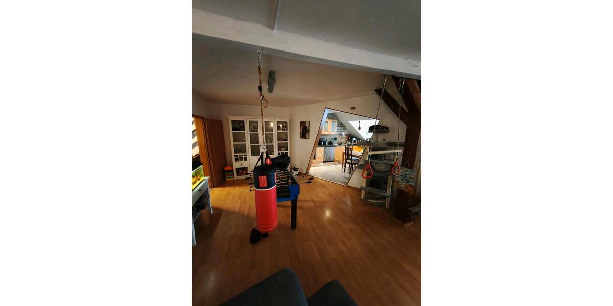 Etagenwohnung Harsum - 4 Zimmer, 160 m&sup2;, 800&euro; | Angebot:25960210