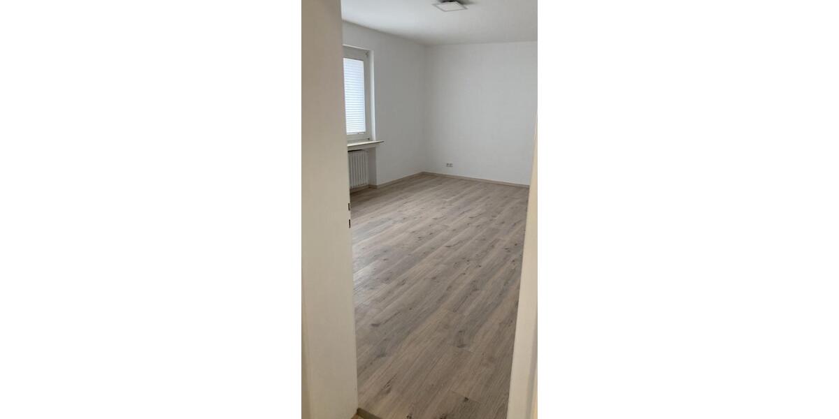 Etagenwohnung Wuppertal Gemarkung Barmen - 3 Zimmer, 78 m&sup2;, 899&euro; | Angebot:26606878