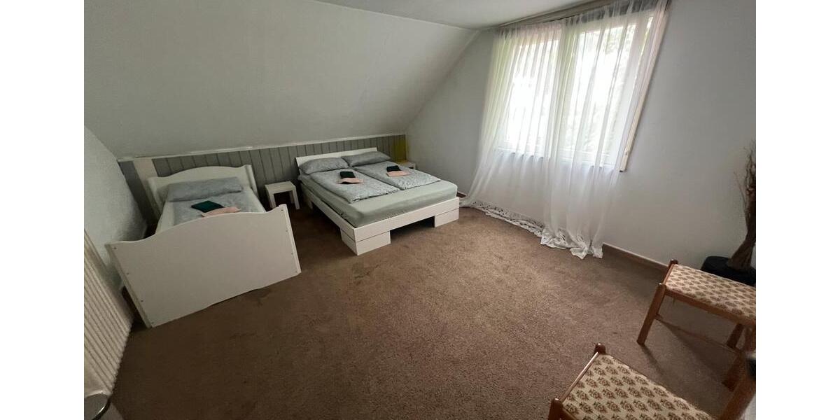 Wohnen auf Zeit Siegen - 5 Zimmer, 90 m&sup2;, 50&euro; | Angebot:25937103