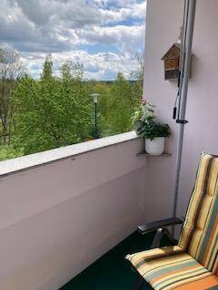 Sonnige 2-Zimmer-Wohnung mit Balkon und Einbauküche zu vermieten! 2 zimmer