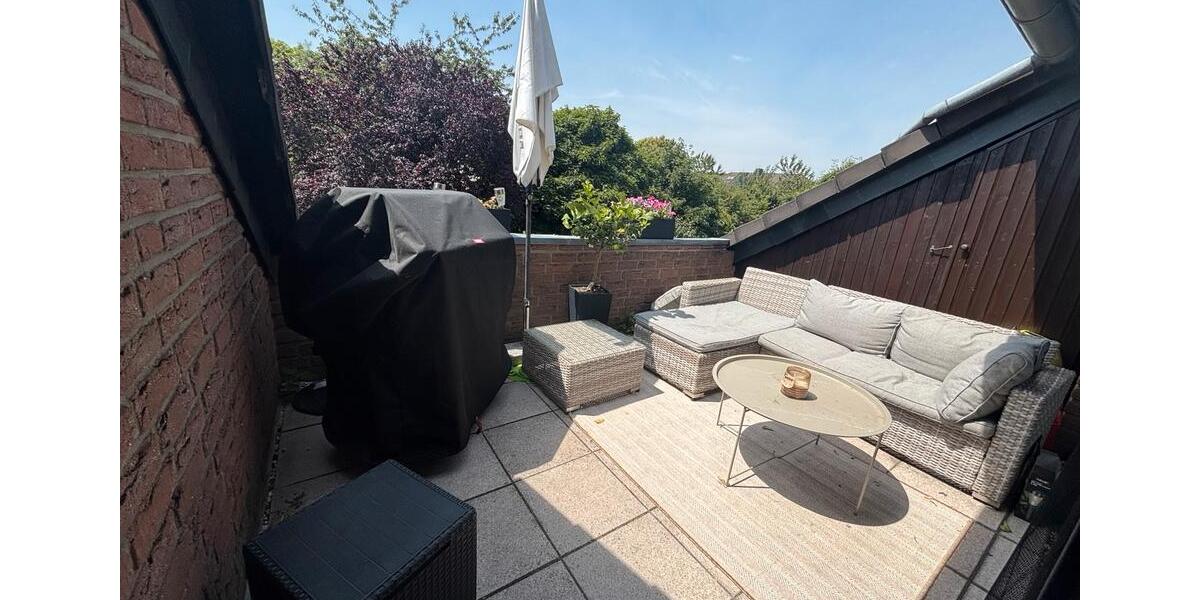 Etagenwohnung Langenfeld (Rheinland) - 2 Zimmer, 90 m&sup2;, 1.300&euro; | Angebot:25267830