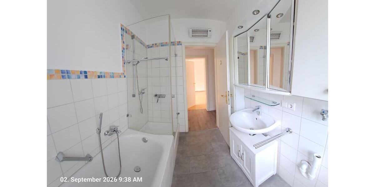 Große 3-Zi-Whg. mit Aufzug, Wohnküche + Balkon im Zentrum von Tettnang - 3- Tettnang | Angebot:27396457