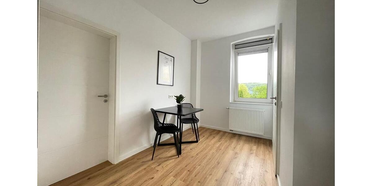 Wohnen auf Zeit Lohmar - 8 Zimmer, 120 m&sup2;, 35&euro; | Angebot:26632712