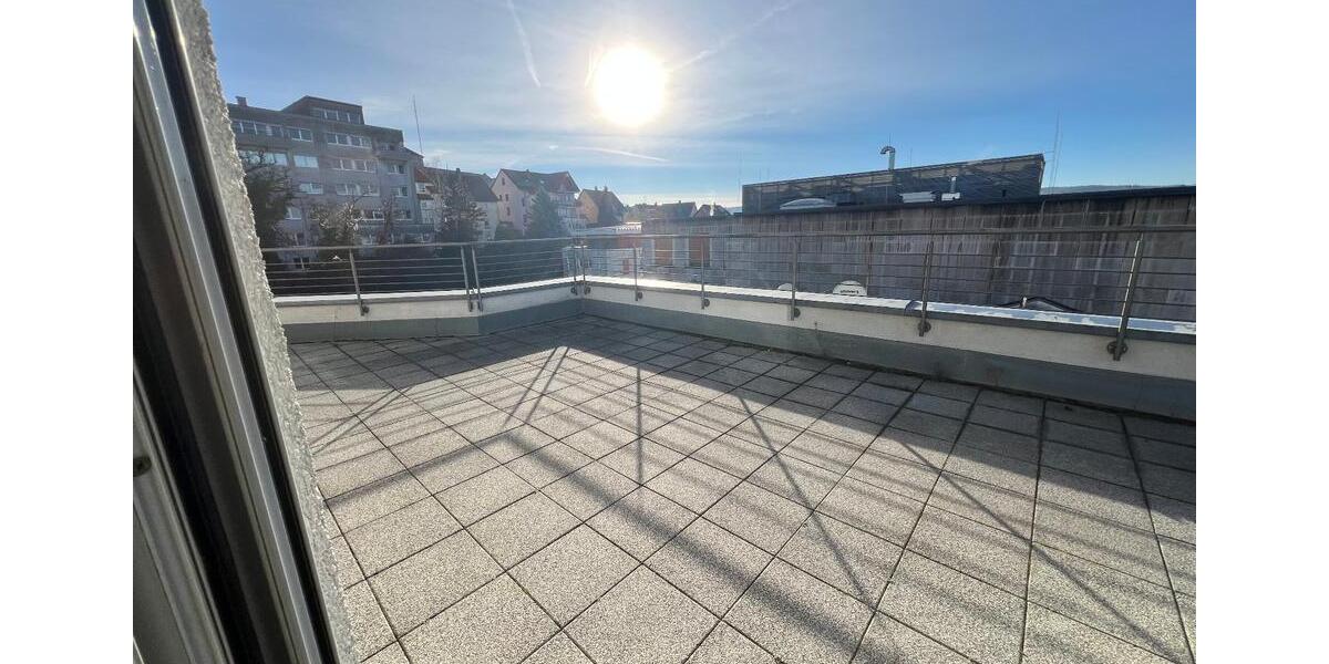 Penthouse-Wohnung (100qm Terrasse) zu vermieten (3 Zi.) Mühlacker 3 zimmer