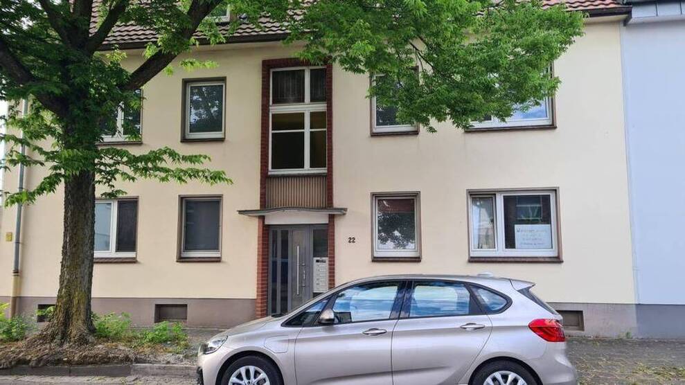 schöne 2,5 Zi. Wohnung mit Einbauküche