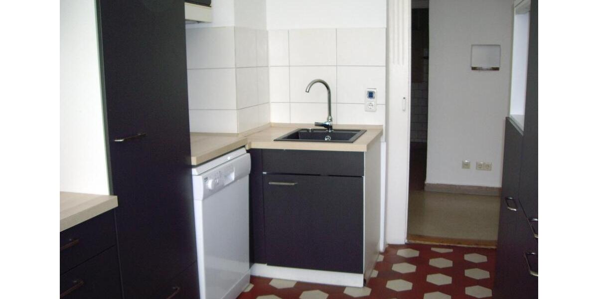 Erdgeschoßwohnung Nürnberg Hasenbuck - 5 Zimmer, 140 m&sup2;, 1.200&euro; | Angebot:21597782