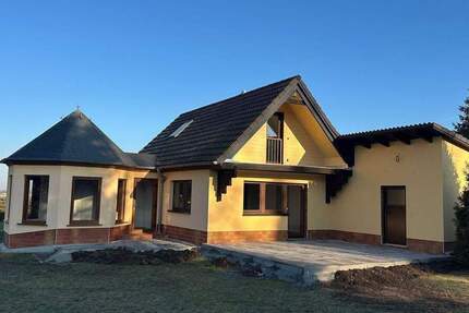 Haus Grimma - 2 Zimmer, 1.500&euro; | Angebot:25265612