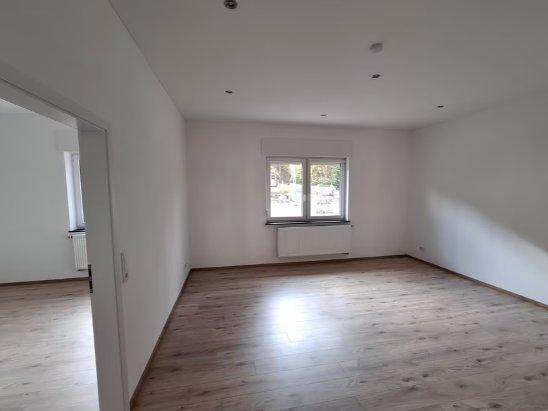 Etagenwohnung Mespelbrunn - 4 Zimmer, 105 m&sup2;, 830&euro; | Angebot:26234782