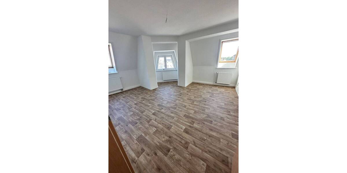 Etagenwohnung Prenzlau - 4 Zimmer, 93 m&sup2;, 570&euro; | Angebot:26202302