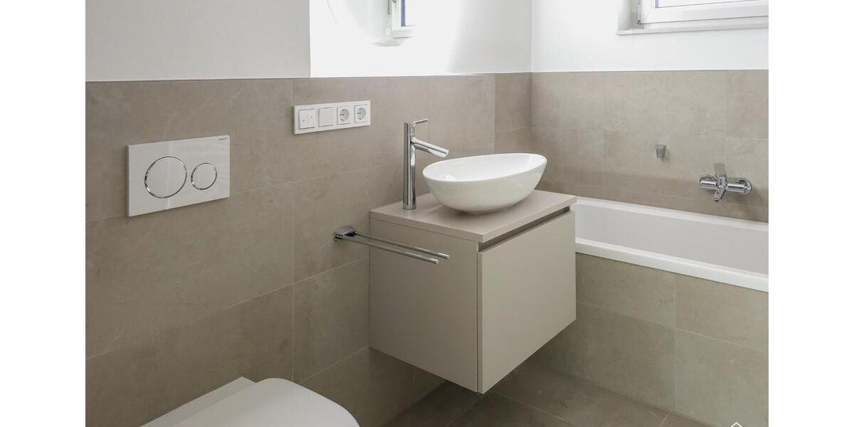 Etagenwohnung Öhringen - 3 Zimmer, 82 m&sup2;, 1.200&euro; | Angebot:24778376