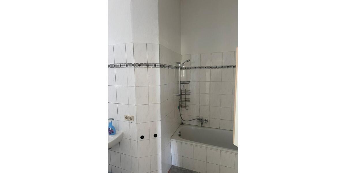 Hochparterre Bad Schmiedeberg - 4 Zimmer, 105 m&sup2;, 500&euro; | Angebot:26604456