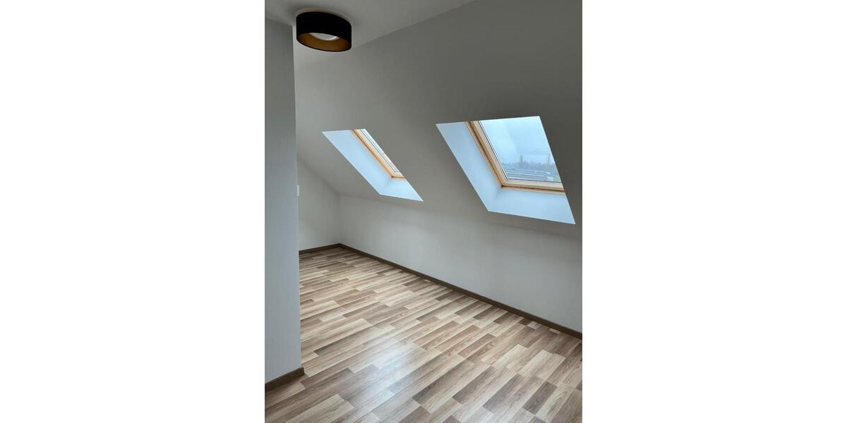 Reihenhaus Delitzsch - 5 Zimmer, 142 m&sup2;, 1.399&euro; | Angebot:26129553