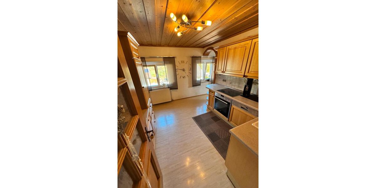 Dachgeschoßwohnung Passau Maierhof - 4 Zimmer, 120 m&sup2;, 1.150&euro; | Angebot:25895002