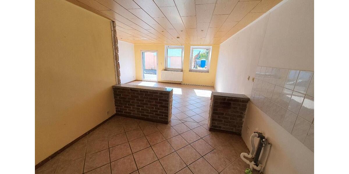 Erdgeschoßwohnung Genthin - 2 Zimmer, 71 m&sup2;, 430&euro; | Angebot:24513248