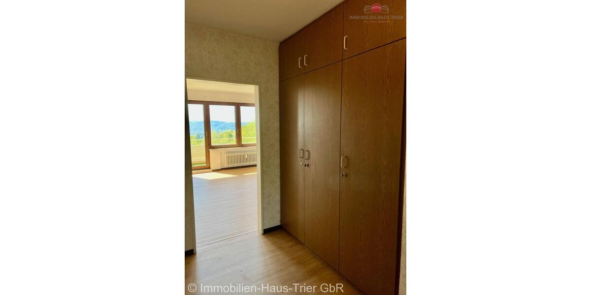 Etagenwohnung Trier Kürenz - 2 Zimmer, 66 m&sup2;, 700&euro; | Angebot:25414623