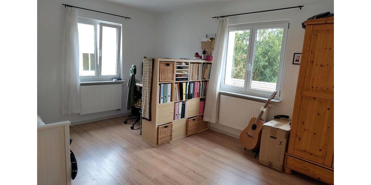 Wohnen auf Zeit Ludwigsburg Pflugfelden - 18 Zimmer, 80 m&sup2;, 140&euro; | Angebot:26634811