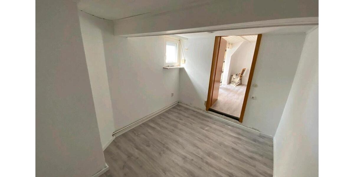 Etagenwohnung Apen - 4 Zimmer, 110 m&sup2;, 900&euro; | Angebot:25919874