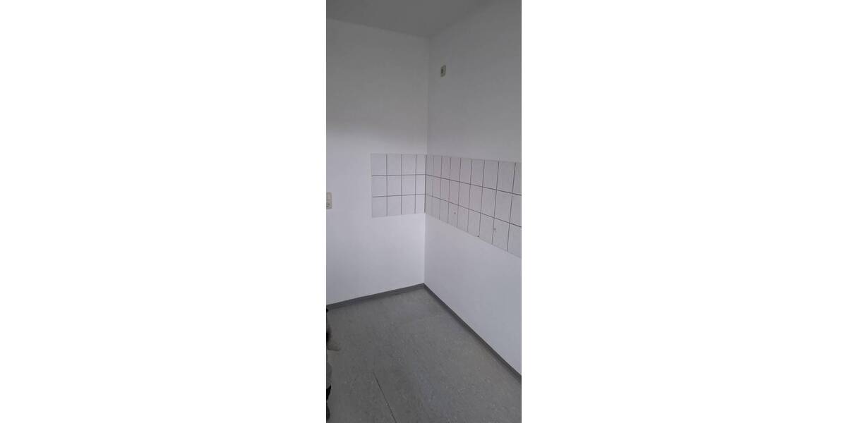 Etagenwohnung Bubenreuth - 3 Zimmer, 73 m&sup2;, 990&euro; | Angebot:25984370