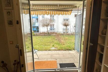 1 Zimmer Wohnung mit Terasse und Garten zimmer