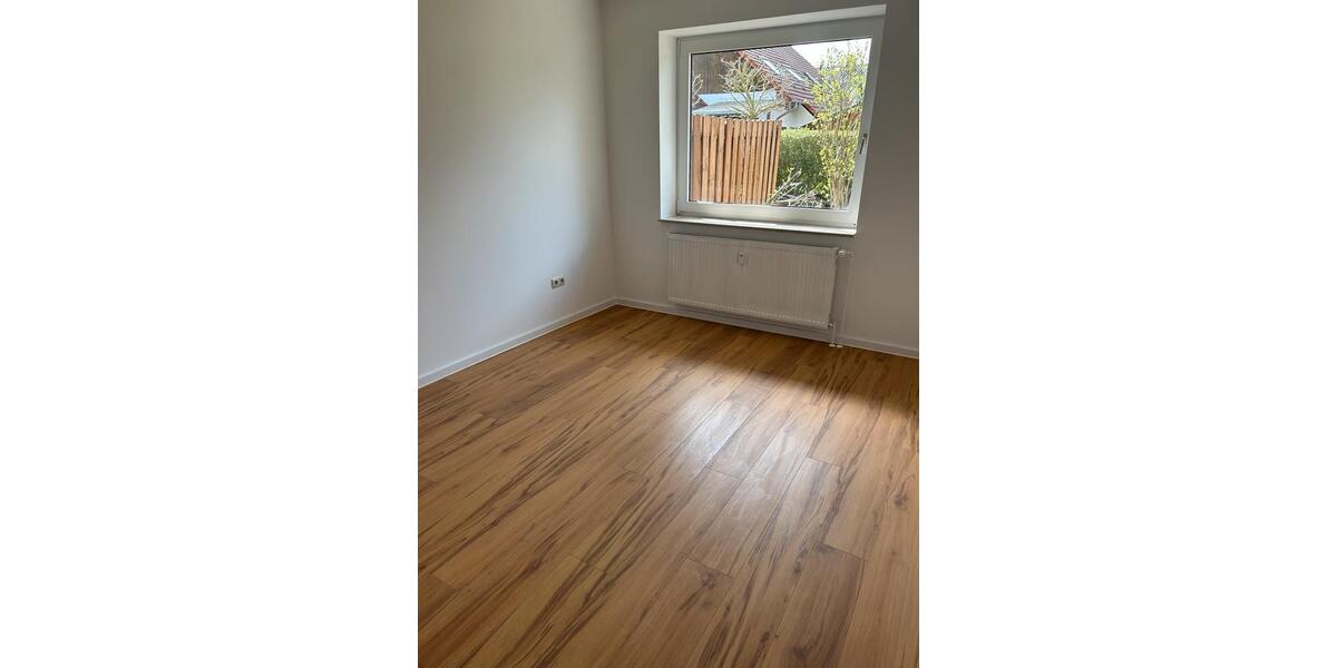 Erdgeschoßwohnung Leiferde - 2 Zimmer, 60 m&sup2;, 590&euro; | Angebot:26122641