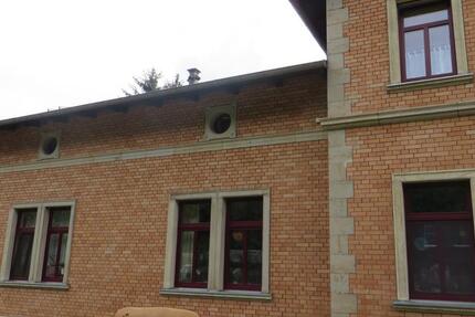 Vermiete helle kleine Wohnung im EG 2 zimmer