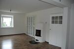 2 Zi - Wohnung PAN, zentral mit Stellplatz im Zweifamilienhaus zimmer