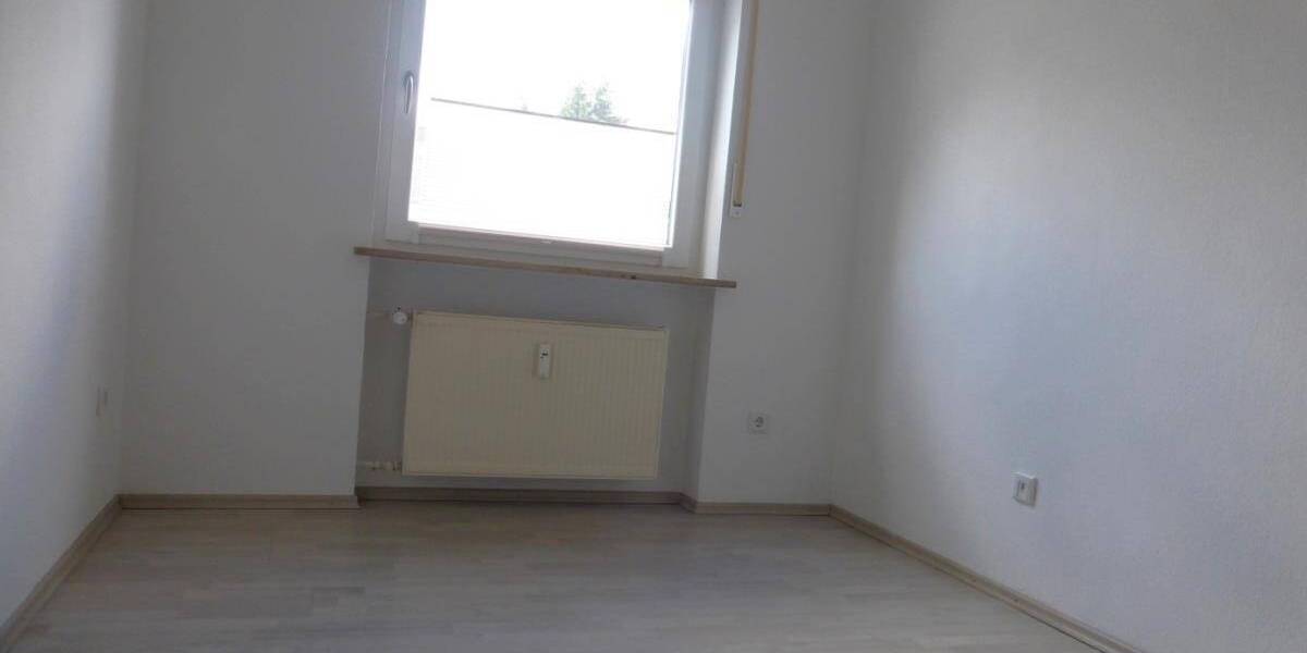 Etagenwohnung Nürnberg Mögeldorf - 4 Zimmer, 126 m&sup2;, 1.360&euro; | Angebot:26585098