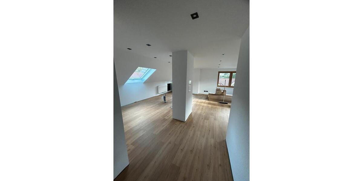 Dachgeschoßwohnung Frammersbach - 3 Zimmer, 80 m&sup2;, 900&euro; | Angebot:26253694