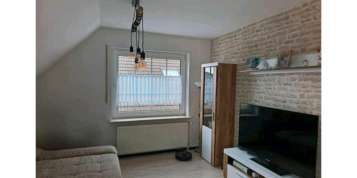 Dachgeschoßwohnung Upgant-Schott Schott - 3 Zimmer, 70 m&sup2;, 400&euro; | Angebot:26623615
