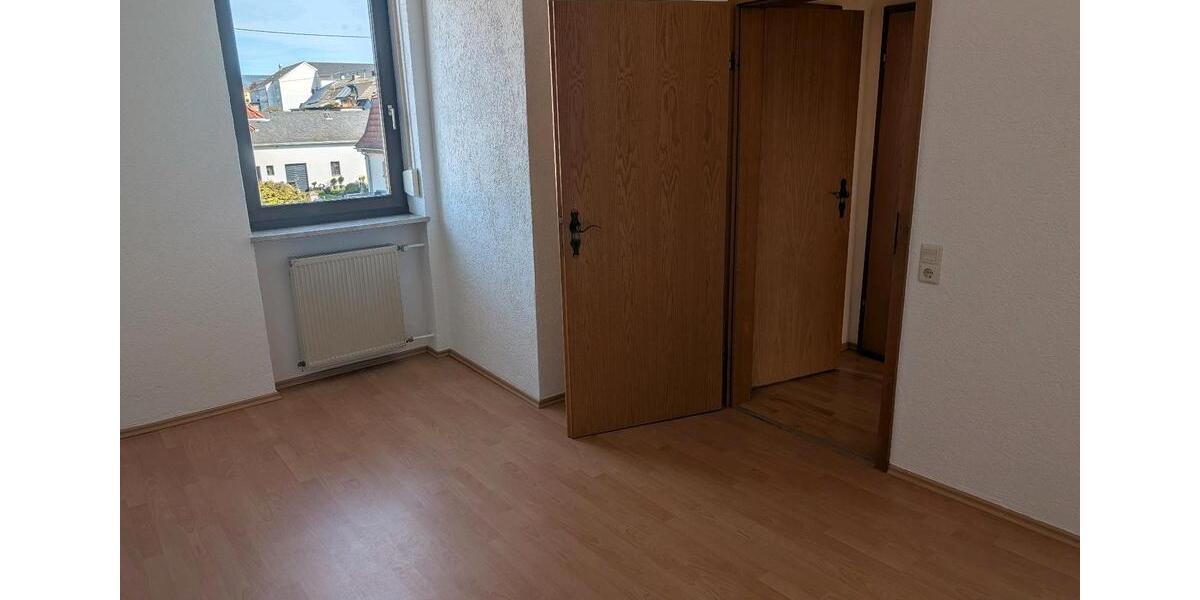 Etagenwohnung Losheim am See - 2 Zimmer, 45 m&sup2;, 360&euro; | Angebot:26235629