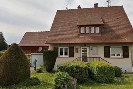 Stilvolles modernisiertes Zweifamilienhaus in Schliengen 3 zimmer