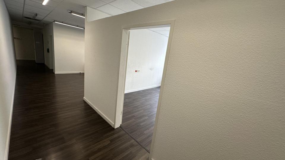 *** modernisierte Gewerbefläche in der Innenstadt zu vermieten *** zimmer