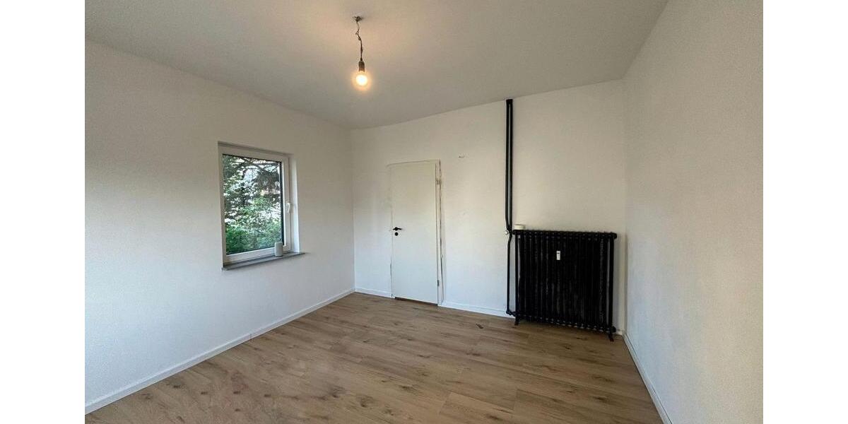 Erdgeschoßwohnung Brilon - 4 Zimmer, 108 m&sup2;, 1.250&euro; | Angebot:26097236