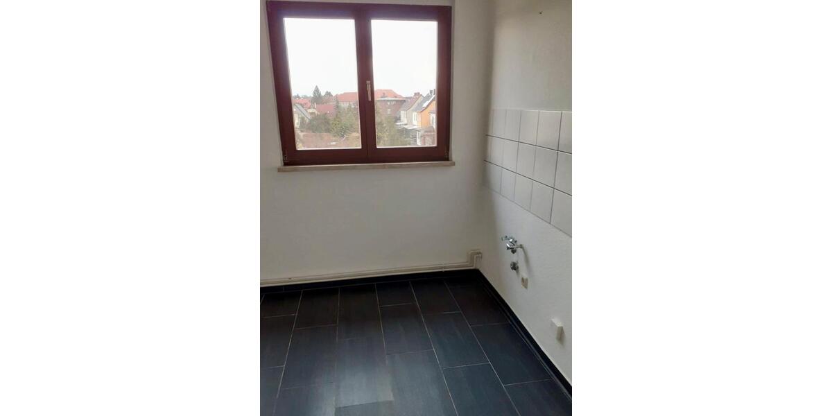 Dachgeschoßwohnung Dessau-Roßlau Dessau - 2 Zimmer, 59 m&sup2;, 400&euro; | Angebot:25791151