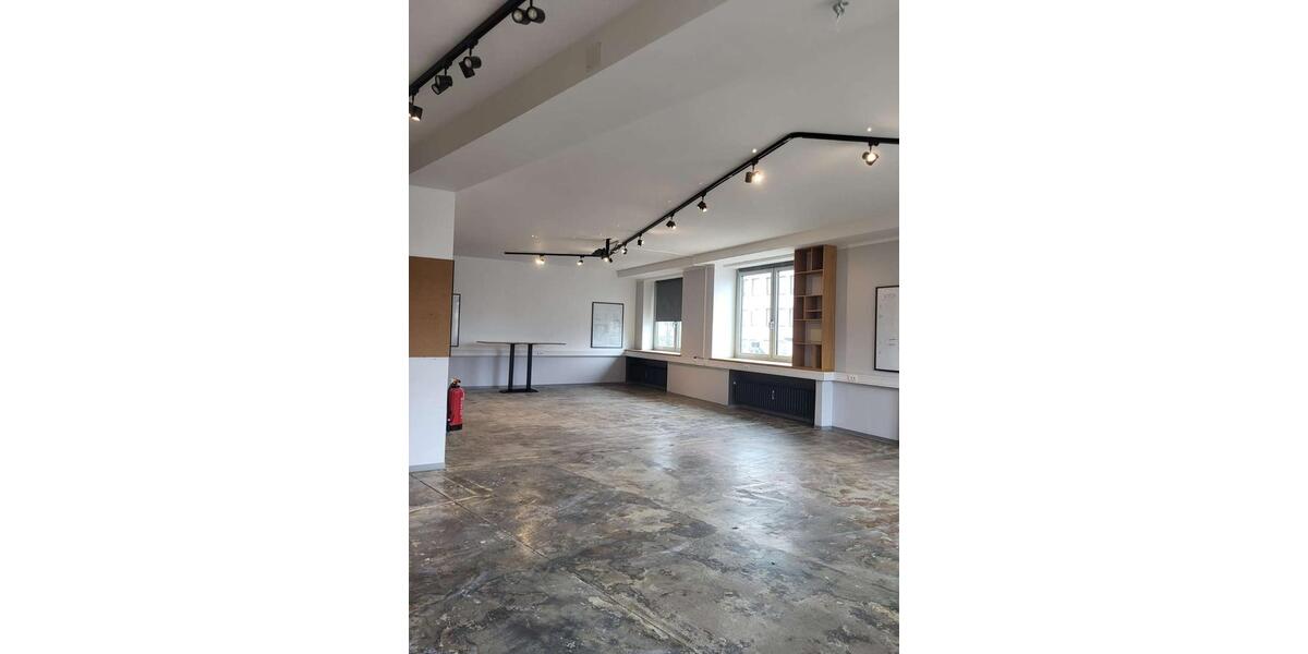 Etagenwohnung Bielefeld - 4 Zimmer, 132 m&sup2;, 1.190&euro; | Angebot:26251424