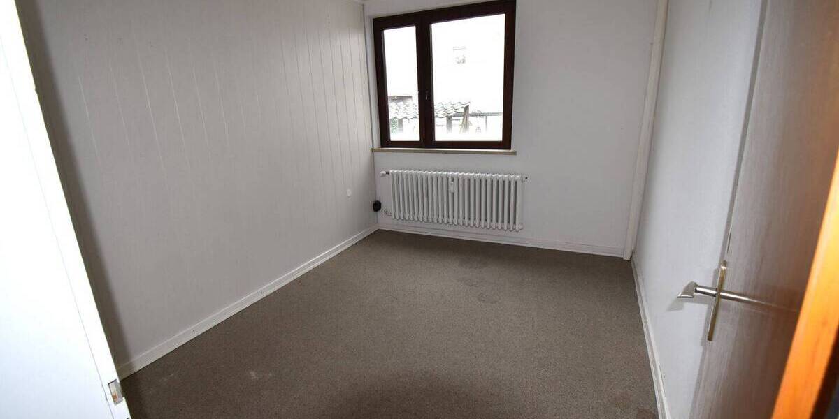 Gewerbeobjekt Uetersen - 3 Zimmer, 87 m&sup2;, 870&euro; | Angebot:25726943