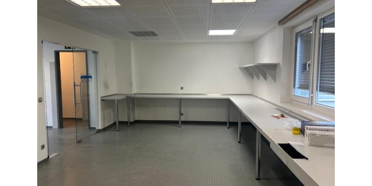 Gewerbeobjekt Deggendorf - 650&euro; | Angebot:23497240