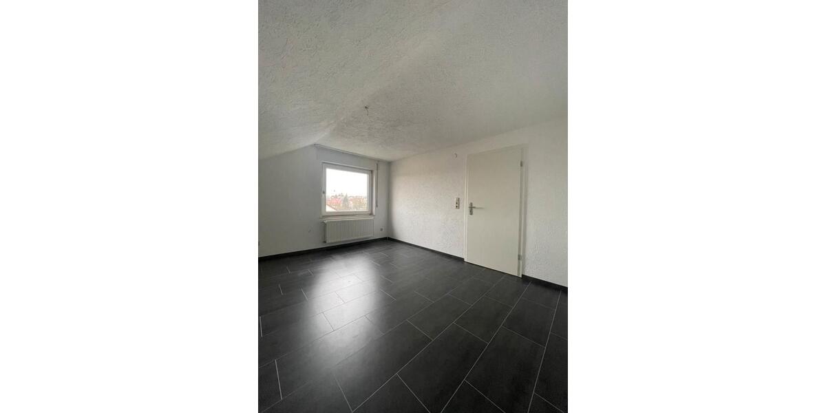 Etagenwohnung Backnang - 3 Zimmer, 69 m&sup2;, 1.000&euro; | Angebot:26565156