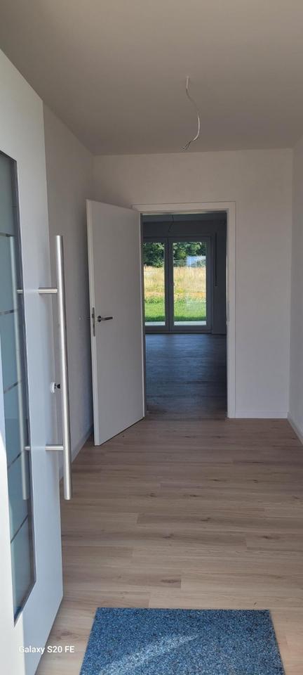 Erstbezug - moderne DH Hälfte mit PV Anlage, Wallbox, Wärmepumpe