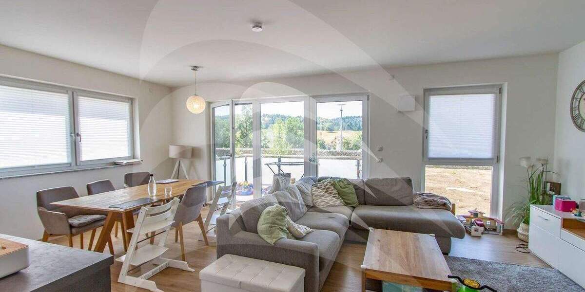 Etagenwohnung Waldkirchen Rohrwies - 4 Zimmer, 117 m&sup2;, 950&euro; | Angebot:25107847