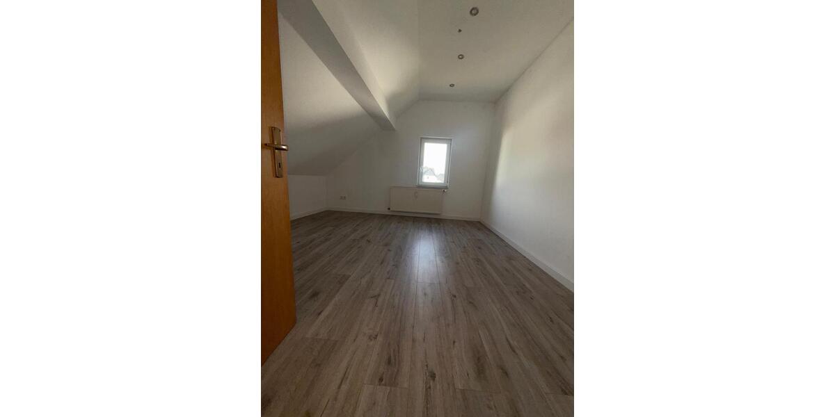 Dachgeschoßwohnung Waldbrunn (Westerwald) - 2 Zimmer, 58 m&sup2;, 550&euro; | Angebot:24418501