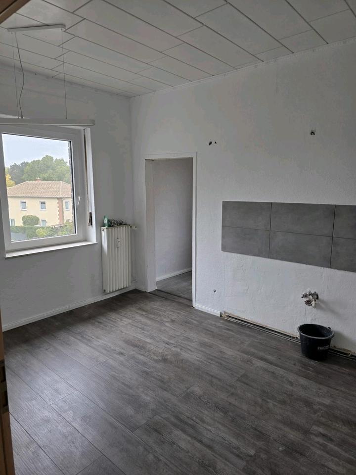 Bezugsfertig 3 Zi Wohnung in Salzgitter Thiede mit neuem Bad zimmer