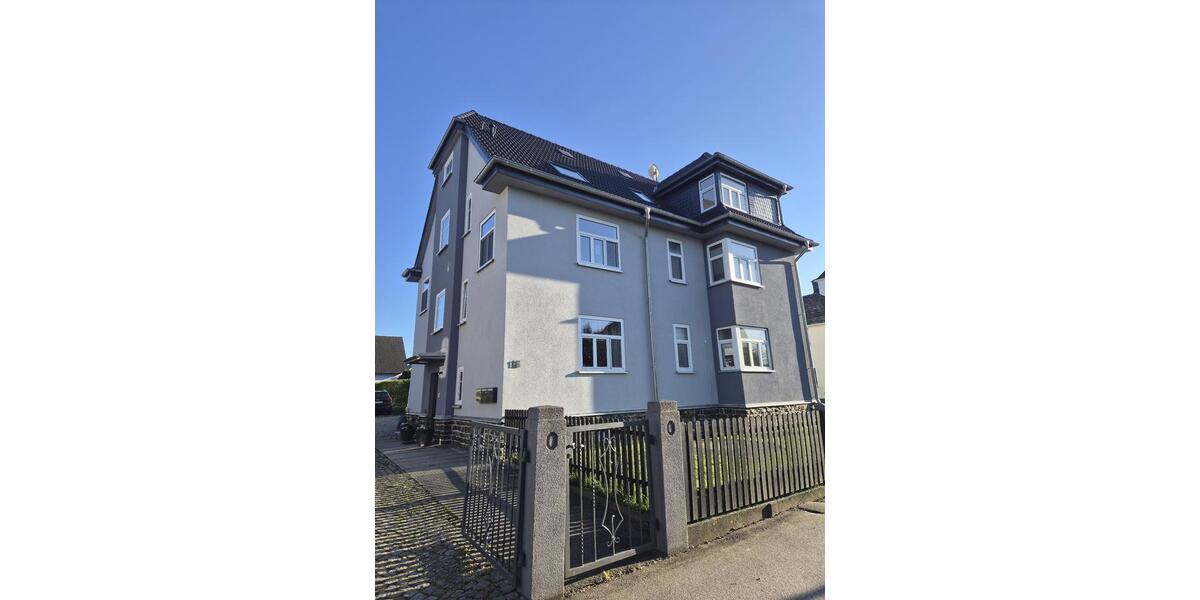 Dachgeschoßwohnung Limbach-Oberfrohna Oberfrohna - 3 Zimmer, 58 m&sup2;, 390&euro; | Angebot:26396288