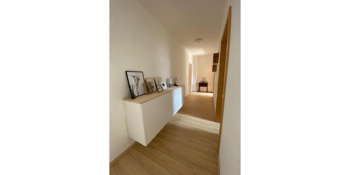 Erdgeschoßwohnung Sangerhausen - 2 Zimmer, 79 m&sup2;, 475&euro; | Angebot:24780992