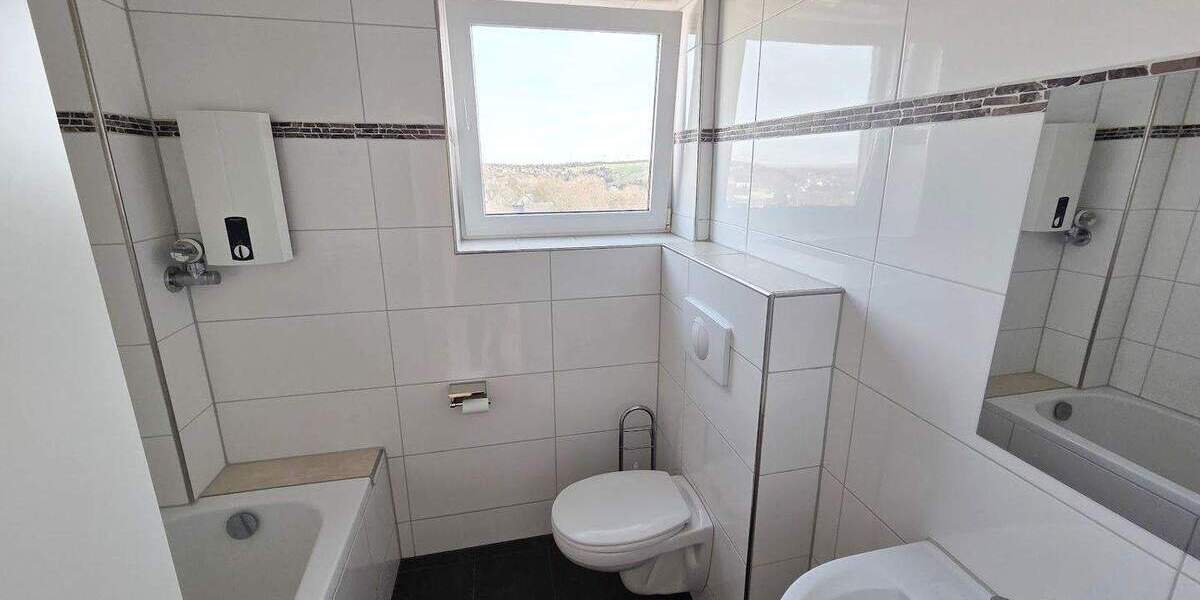 Etagenwohnung Stolberg Münsterbusch - 3 Zimmer, 80 m&sup2;, 730&euro; | Angebot:25665165