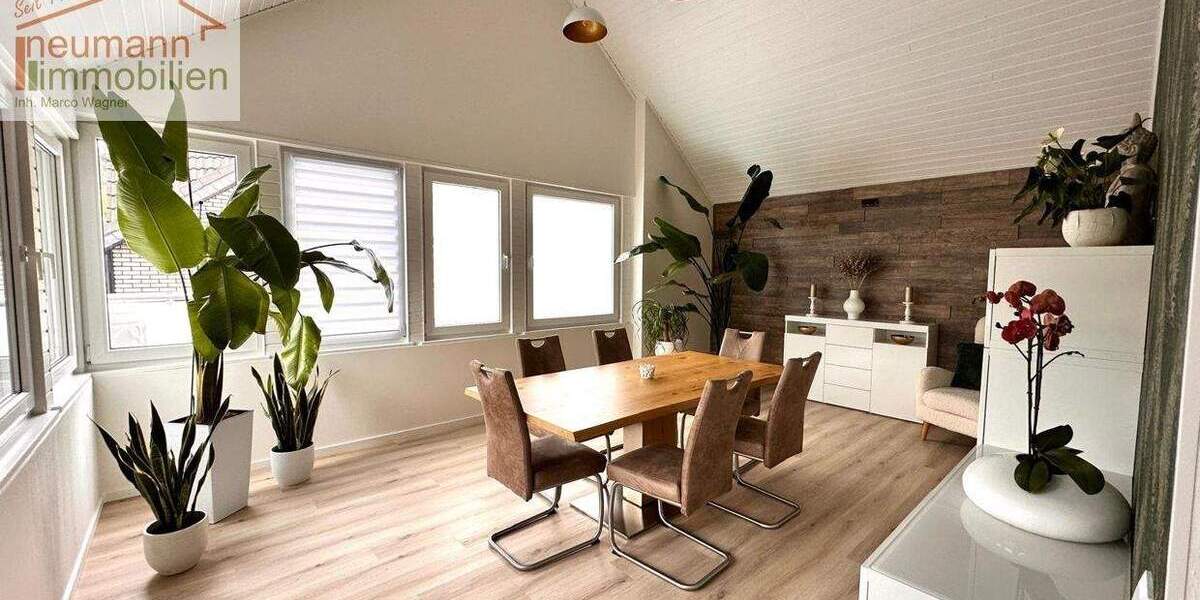 Wohnen mit Weitblick - Stilvolle 5-Zimmer-Wohnung in Toplage von Hausen-Wied 5 zimmer