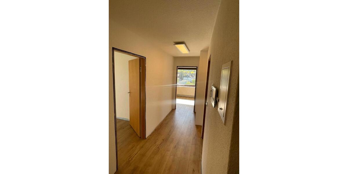 Dachgeschoßwohnung Bad Gandersheim - 4 Zimmer, 85 m&sup2;, 620&euro; | Angebot:26398893