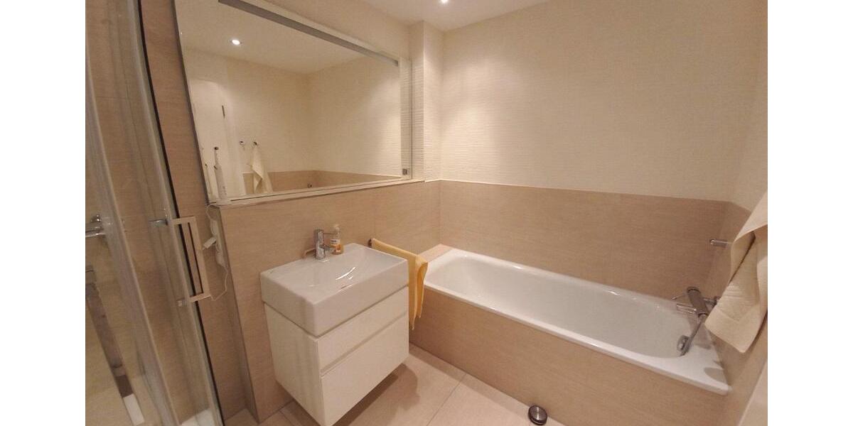 Etagenwohnung Düsseldorf Stadtbezirk 8 - 3 Zimmer, 68 m&sup2;, 1.100&euro; | Angebot:24755798