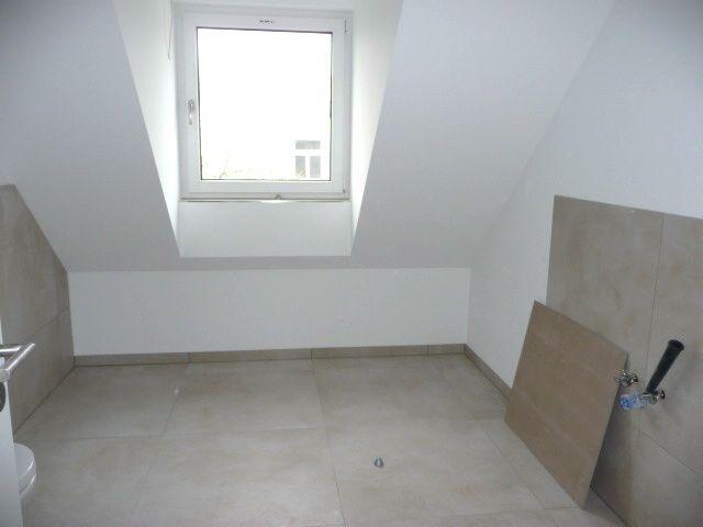 Dachgeschoßwohnung Regensburg Brandlberg - 3 Zimmer, 69 m&sup2;, 1.090&euro; | Angebot:24427775